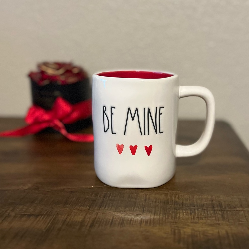 Rae Dunn Mug ❤️ “Be mine”
